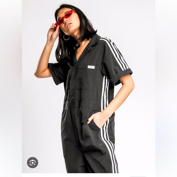 ADIDAS ORIGINAL X FIORUCCI JUMPSUIT in Black New with Tags! - Picture 3 of 15